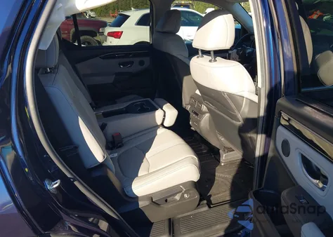 2025 Honda Pilot Touring из США, поврежденный, VIN 5FNYG1H71SB117189